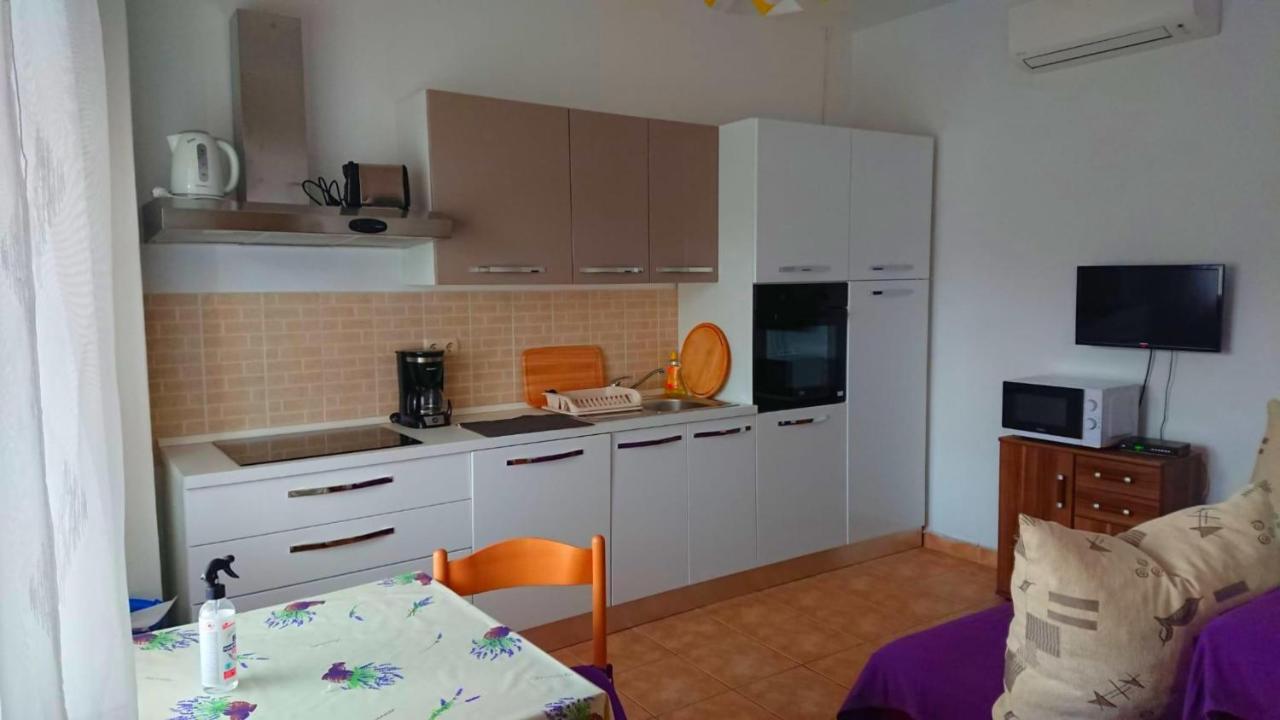 Vila House Fantazija Kampor Exteriér fotografie
